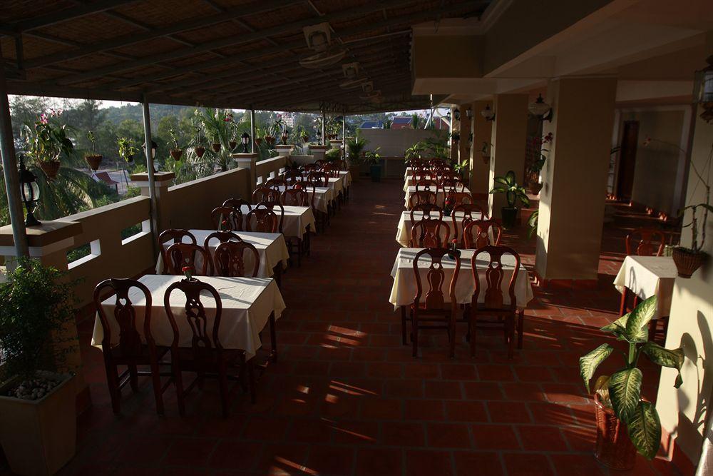 White Beach Hotel Sihanoukville Exteriör bild
